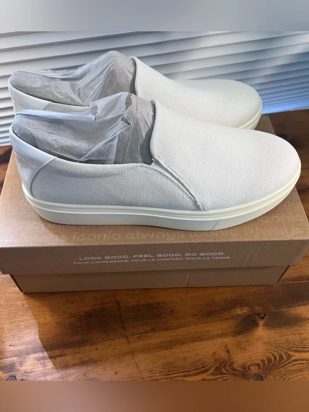 NEW Dr Scholl’s Wmns Madison Cloud Slip On Sneaker, White Canvas, Size 8